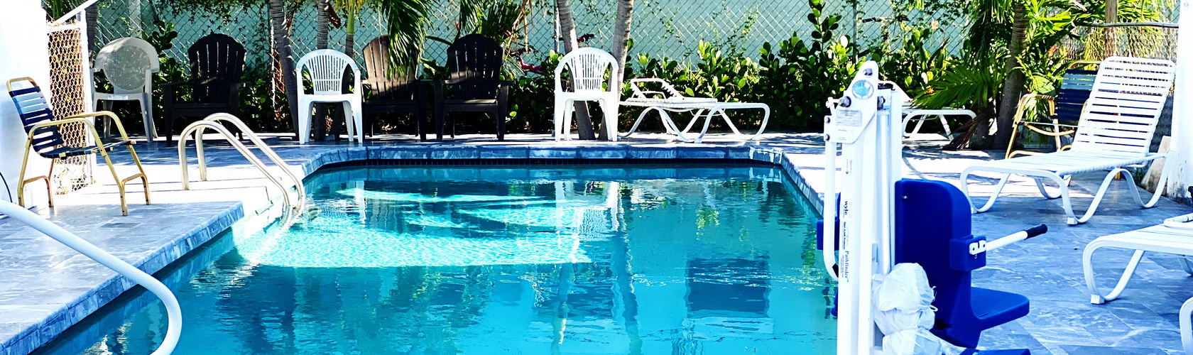 Pelican By The Sea Motel - Pool